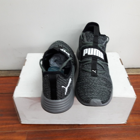 Puma - Picture 4 of 4